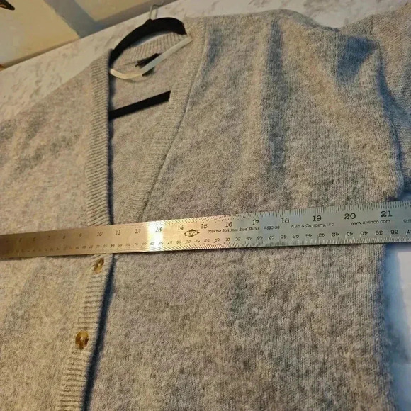 ♥Torrid 00 sweater - Picture 8 of 11